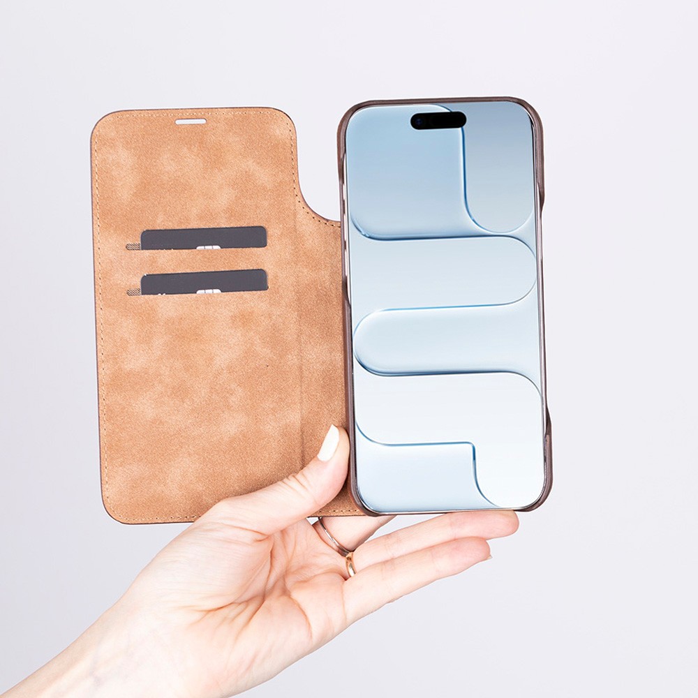 Apple iPhone 17 için, Hakiki Deri, El Yapımı, Cüzdanlı Slim Kılıf, Mag safe ile uyumlu, İç Yüzeyi Kadife, Siyah