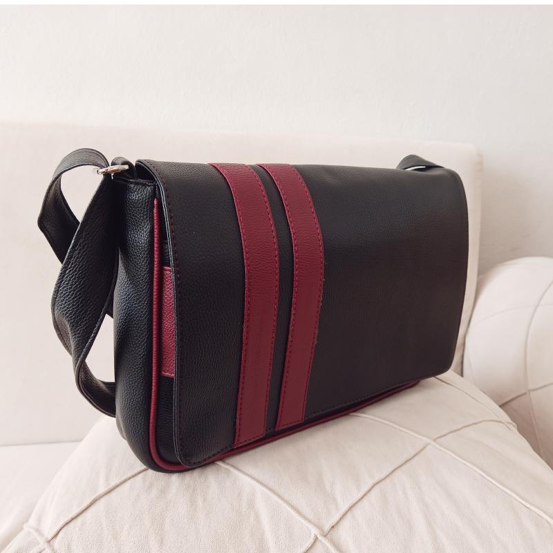 KALİTELİ SUNİ DERİ UNİSEX ASKILI OMUZ ÇANTASI EVRAK ÇANTASI POSTACI ÇANTASI 35X25X8 SİYAH BORDO