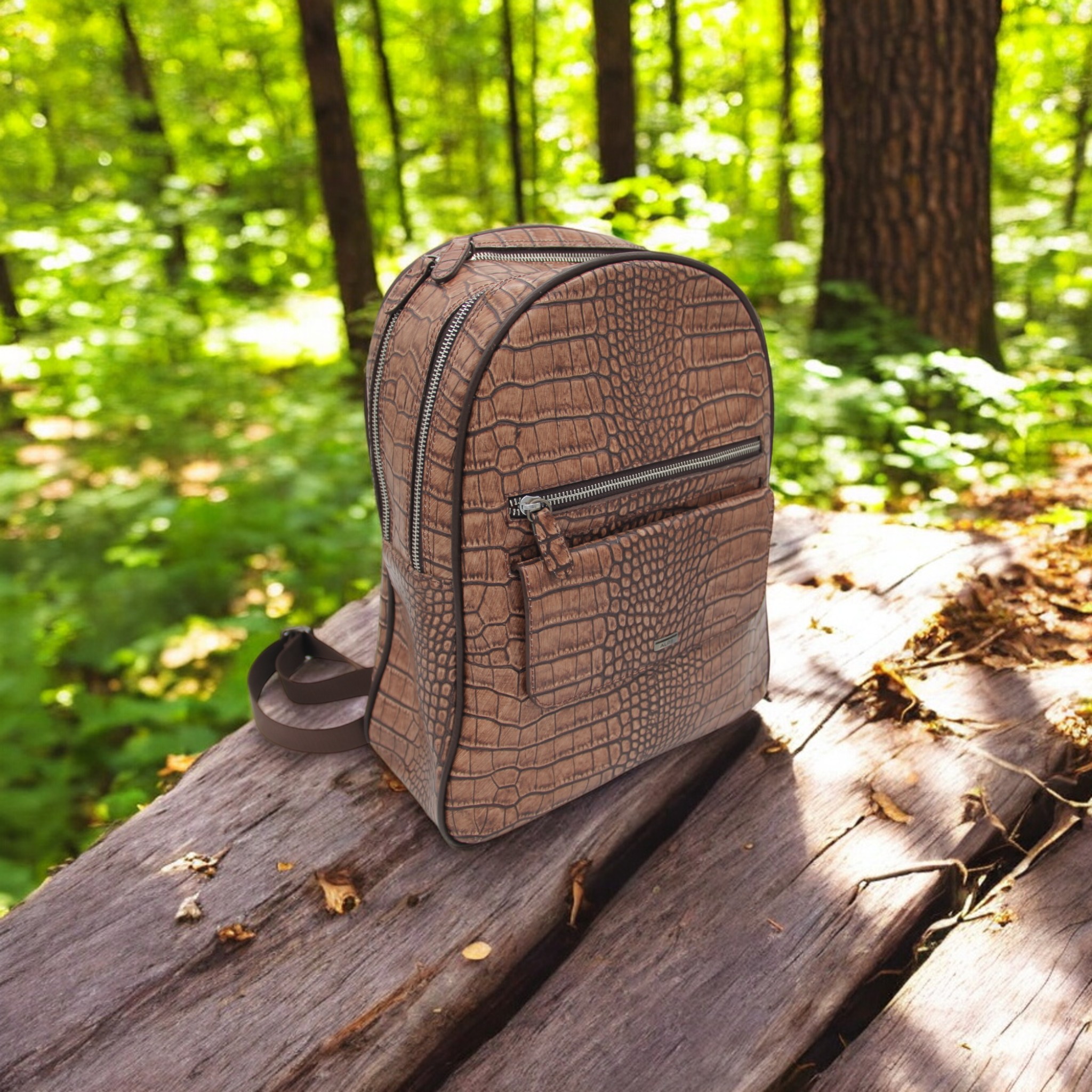 Alpe Gerçek Deri Askılı Sırt Çantası Seyahat Çantası 37x32x12 cm