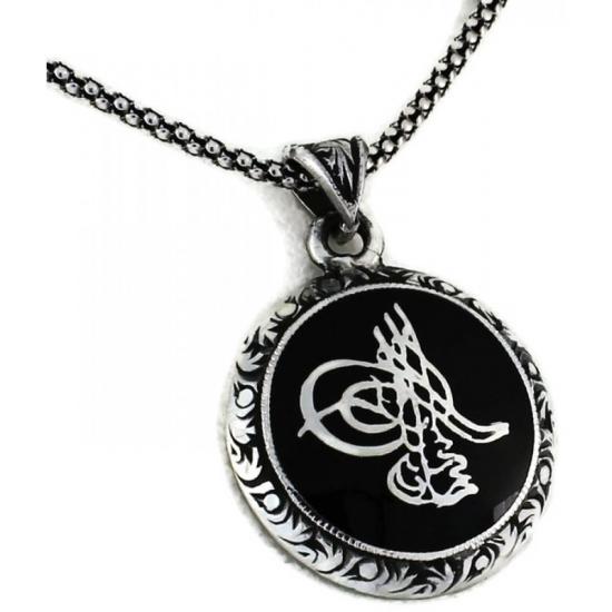 Tuğra Desenli El İşi Gümüş Erkek Kolye