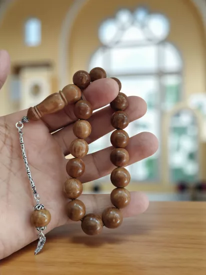 İri Taneli 925 Ayar Gümüş Ayyıldız Püsküllü Arpa Kesim Kuka Efe Tespihi