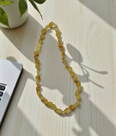 Çocuk kehribar kolye