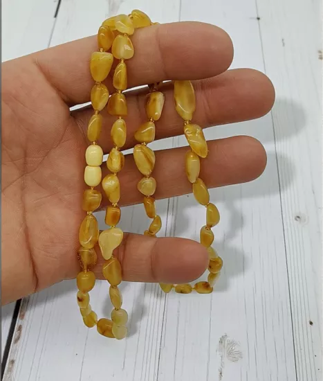 Yetişkin kehribar kolye