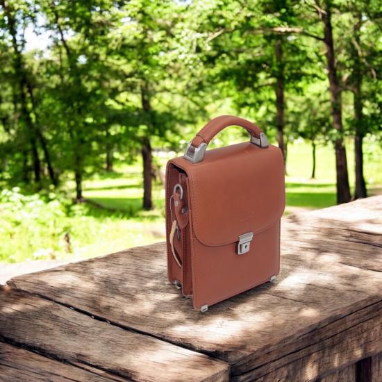 Alpe Gerçek Deri Anahralı Askılı Erkek El Çantası 23x18x11 cm